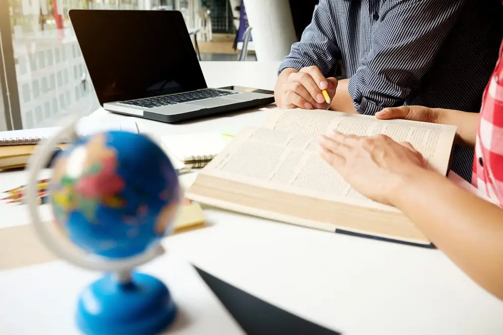 traducteur-juridique-langue-maternelle